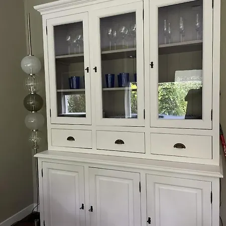 Holiday home Comfortabel Tot Rust Komen In Het Veluwse Bos Otterlo