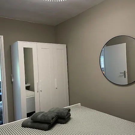 Holiday home Comfortabel Tot Rust Komen In Het Veluwse Bos